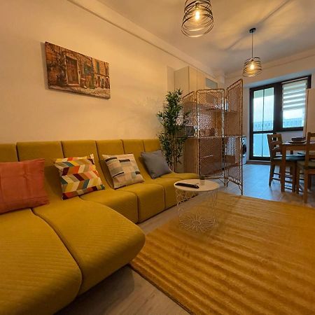Apartment Near Palas Mall Ясси Екстер'єр фото