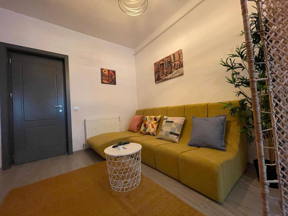 Apartment Near Palas Mall Ясси Екстер'єр фото